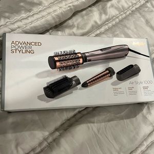 BaBylisd Air Style 1000 with all attachments and glove. Only used once. In box.